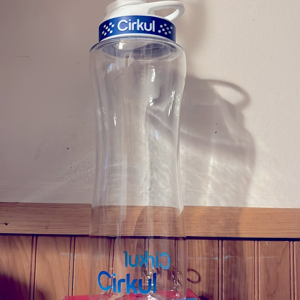 32oz Cirkul water bottle